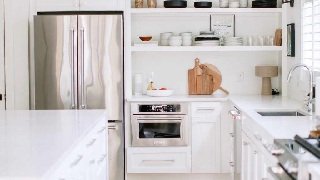 A bright and sunny Tennessee kitchen is reminiscent of California coastal styles. Architectural and interior design shifts are just one of the things we are seeing as people move from California to Tennessee.