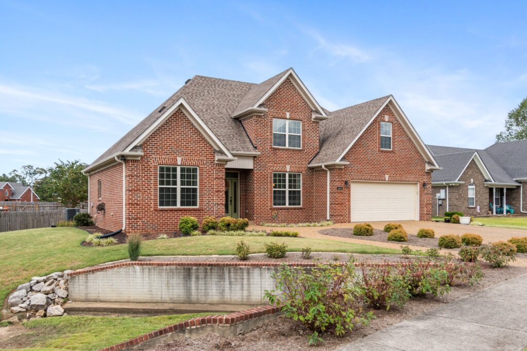 Shot of the side yard at 4818 Trevino Court