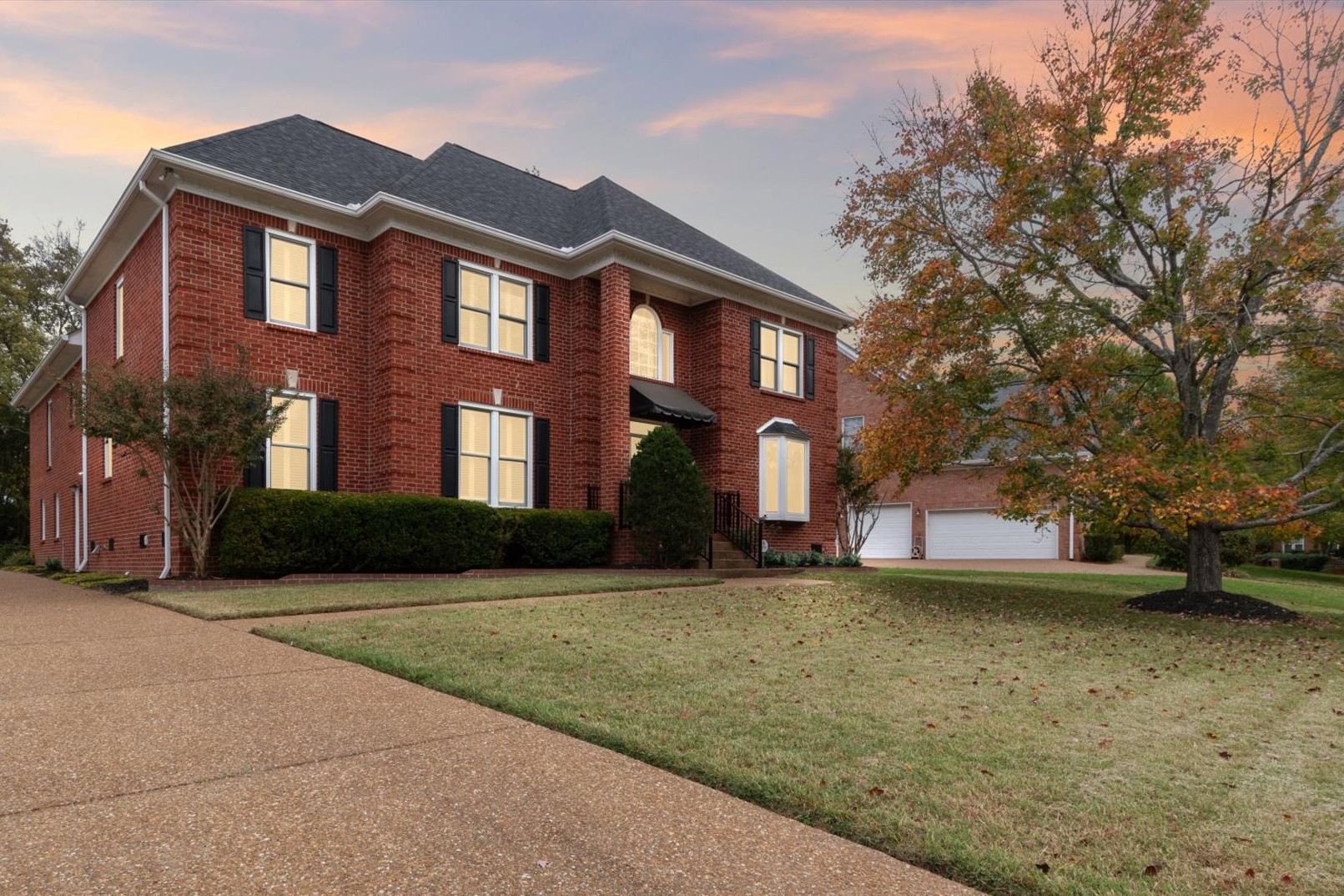 Front elevation of Stillwater Circle in Brentwood